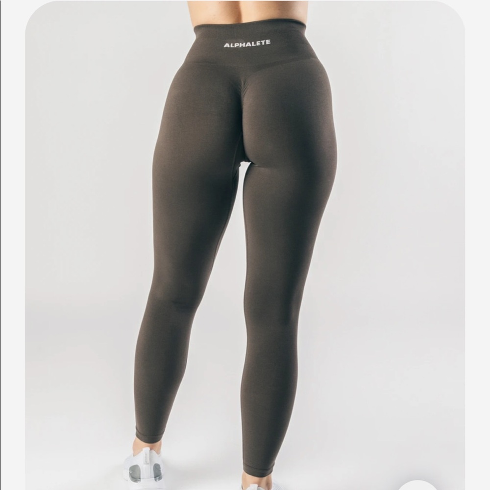 Alphalete Amplify Leggings - Mocha